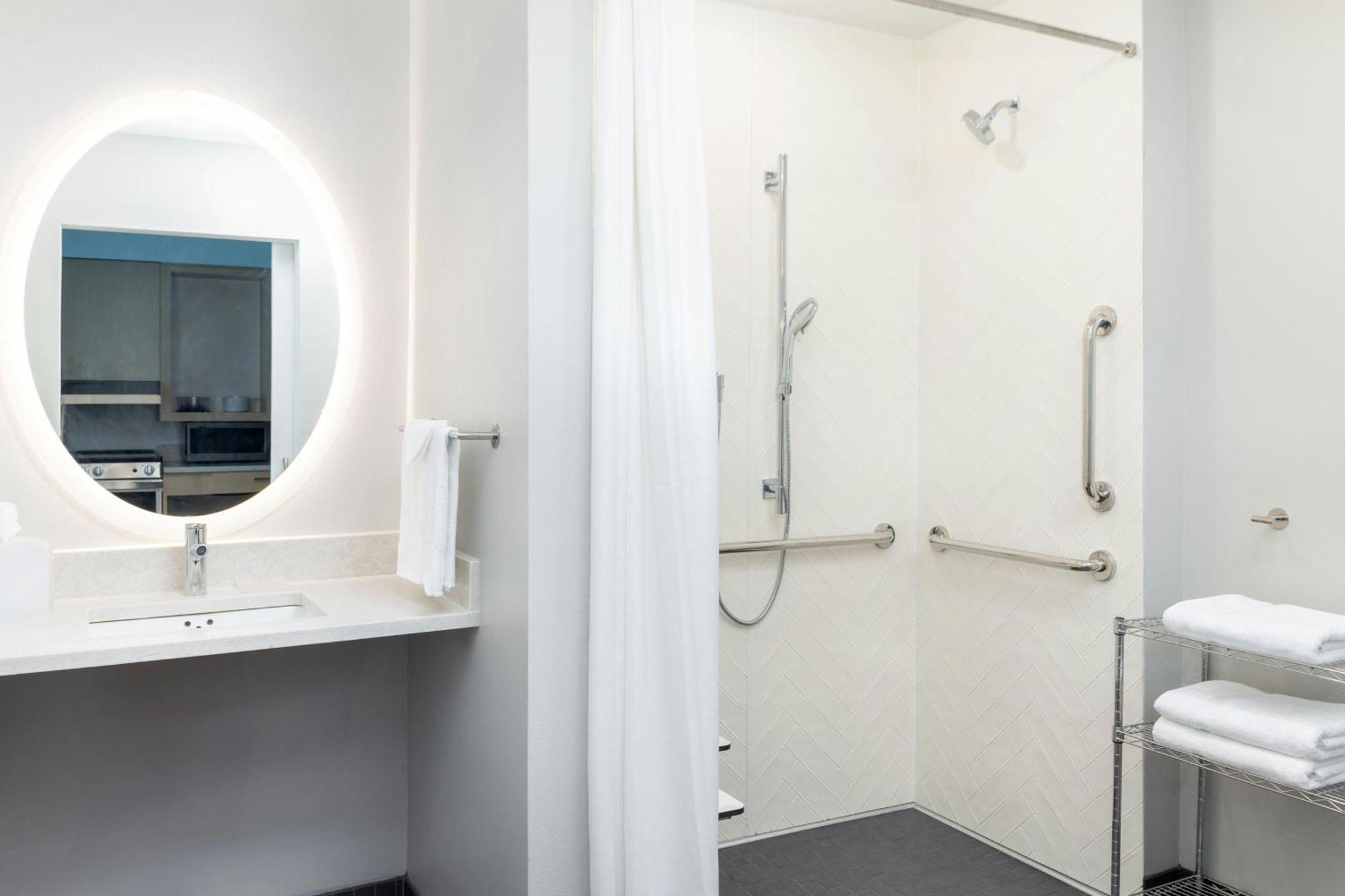 Towneplace Suites By Marriott Monrovia Luaran gambar