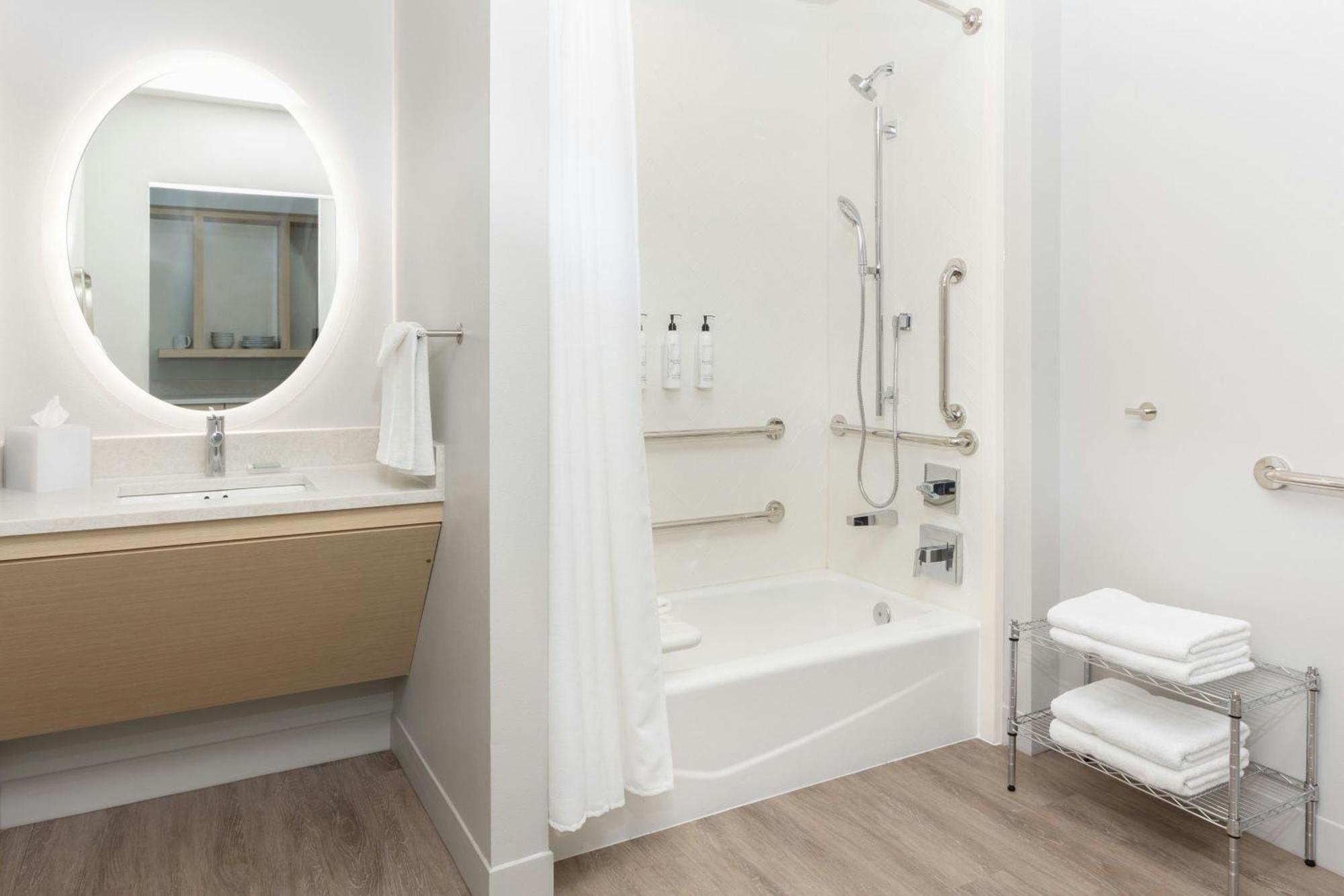 Towneplace Suites By Marriott Monrovia Luaran gambar