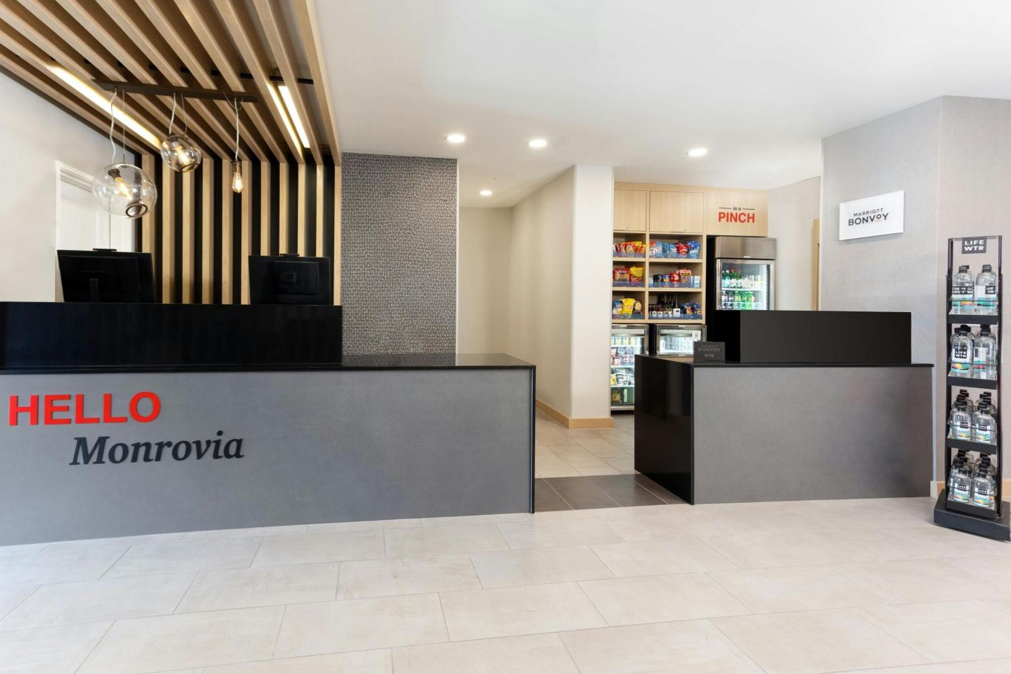 Towneplace Suites By Marriott Monrovia Luaran gambar